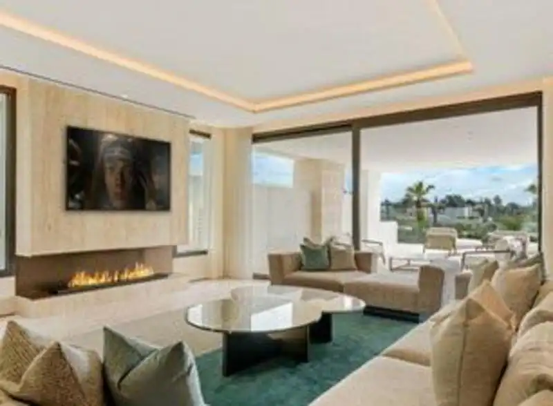 Living room of Ground floor for rent in Marbella  with Air Conditioner, Heating and Terrace