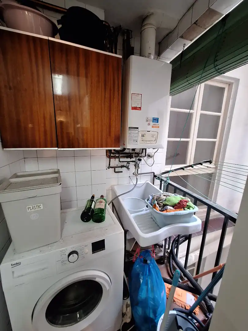 Cuina de Pis en venda en Barcelona amb Calefacció, Terrassa i Moblat