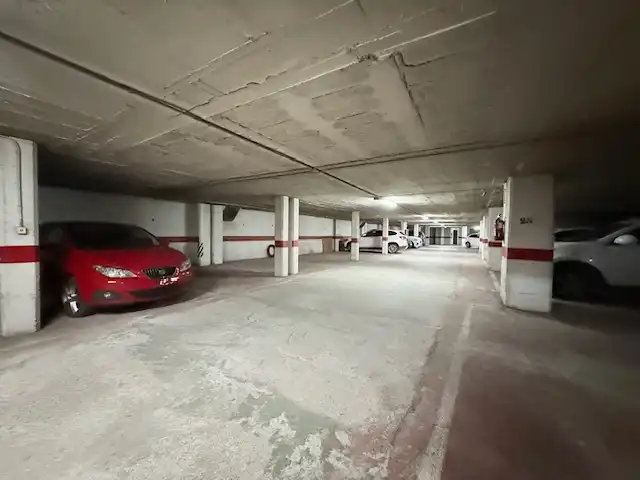 Parking de Piso en venta en L'Alcora con Calefacción y Trastero