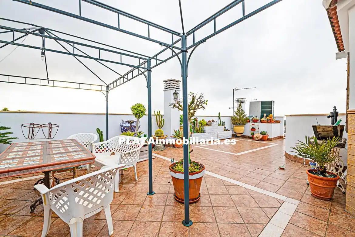 Terraza de Casa o chalet en venta en Lucena con Aire acondicionado, Trastero y Piscina
