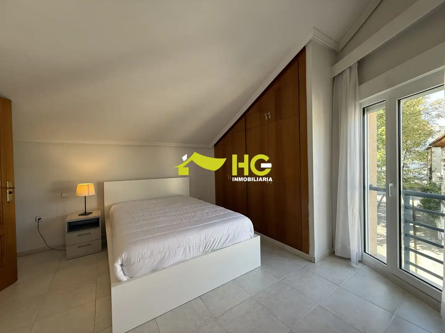 Habitación de Dúplex de alquiler en Villaviciosa de Odón con Aire acondicionado, Calefacción y Terraza