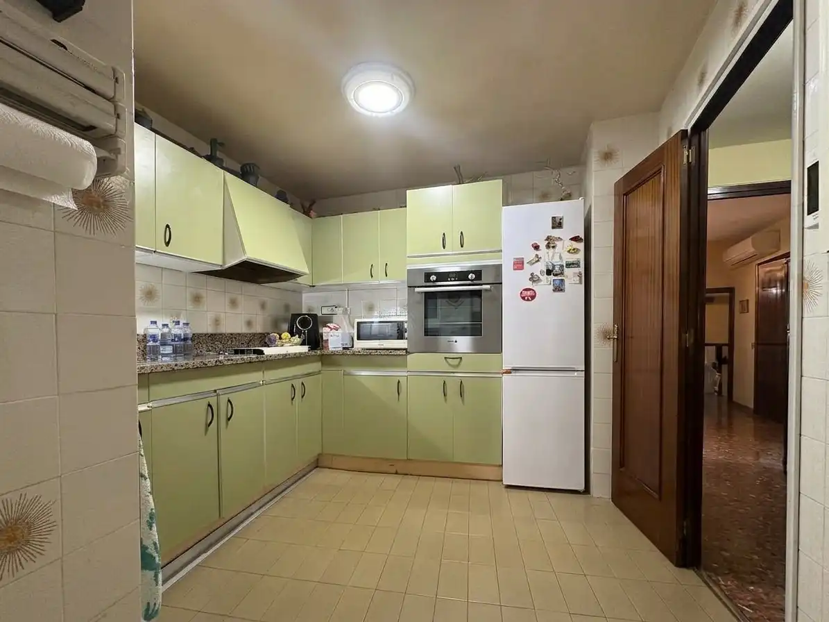 Cuina de Pis en venda en Terrassa amb Aire condicionat, Calefacció i Balcó
