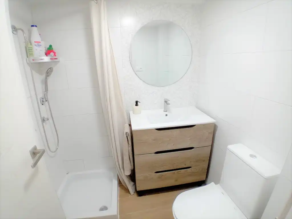 Bathroom of Houses for sale in Siete Aguas  with Oven and Balcony