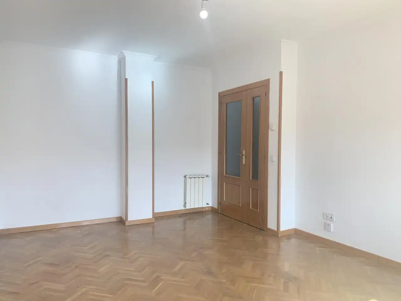 Habitación de Piso de alquiler en Manzanares El Real con Parquet, Terraza y Piscina comunitaria