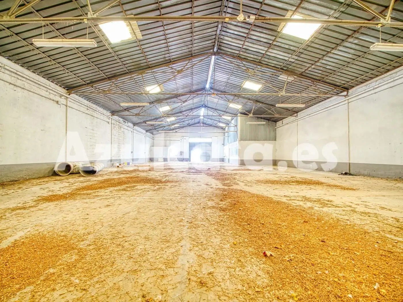 Nave industrial en venta en Caudete