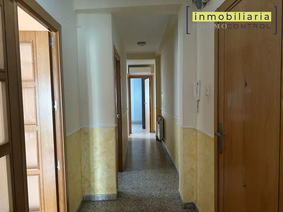 Piso en venta en Zuera con Aire acondicionado, Calefacción y Amueblado