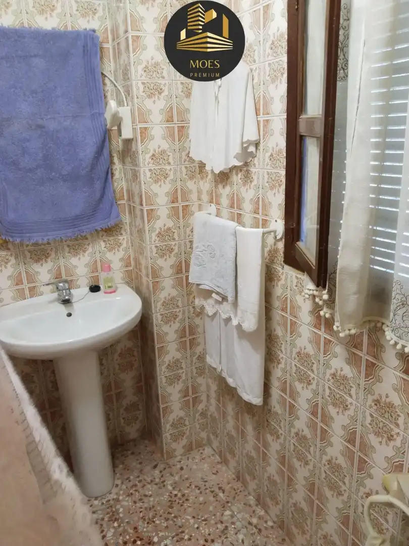 Baño de Casa o chalet en venta en Huelma con Terraza y Trastero