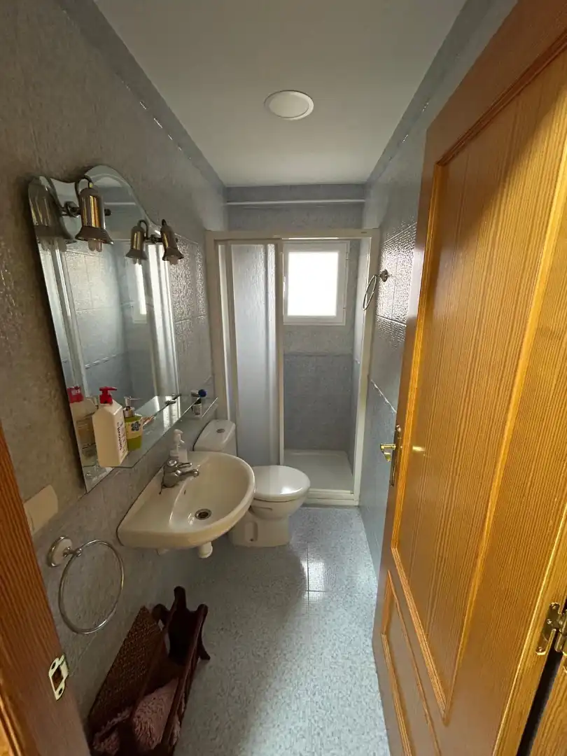 Bany de Casa o xalet en venda en Villalpardo amb Aire condicionat, Jardí privat i Terrassa