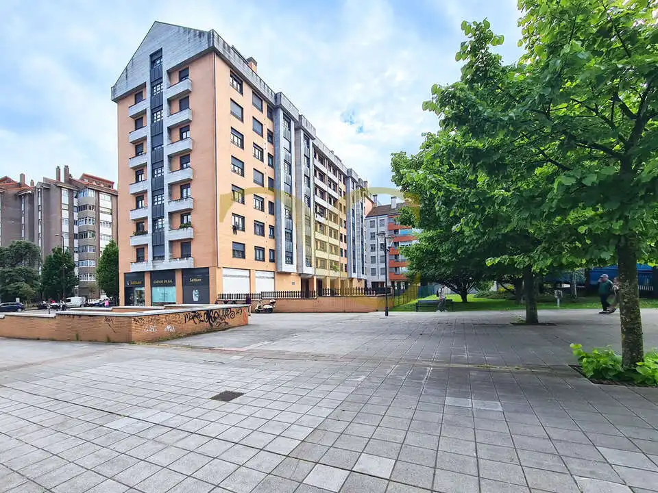 Vista exterior de Piso en venta en Gijón  con Calefacción, Jardín privado y Terraza