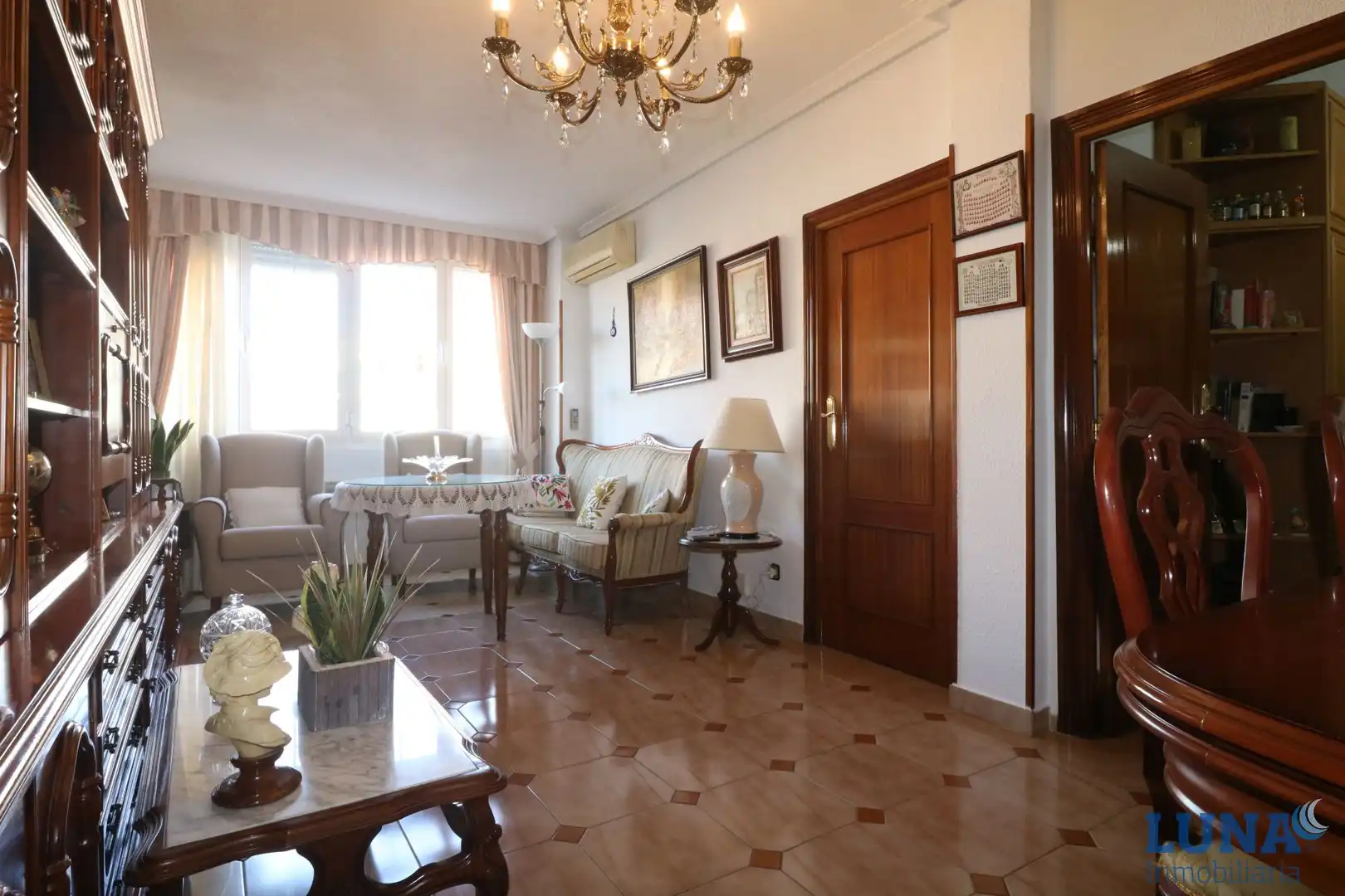 Sala d'estar de Pis en venda en Getafe amb Aire condicionat i Calefacció