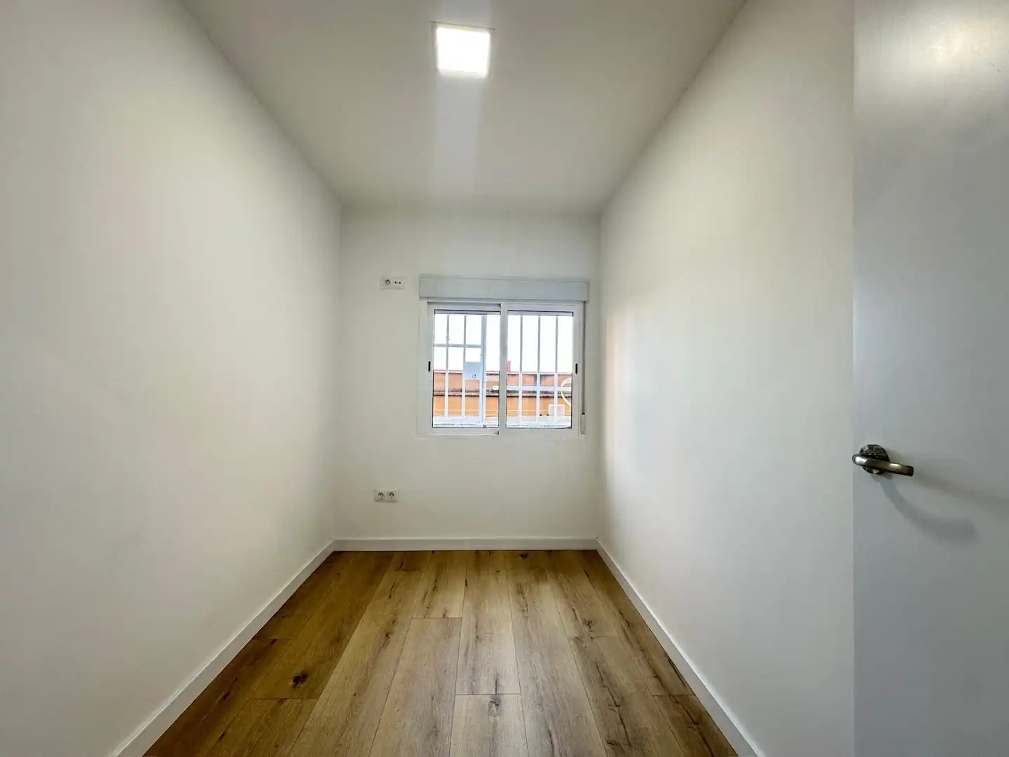Habitación de Apartamento en venta en Barcelona con Alarma