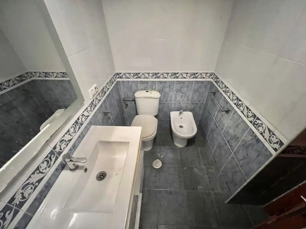 Bany de Pis en venda en Dos Hermanas