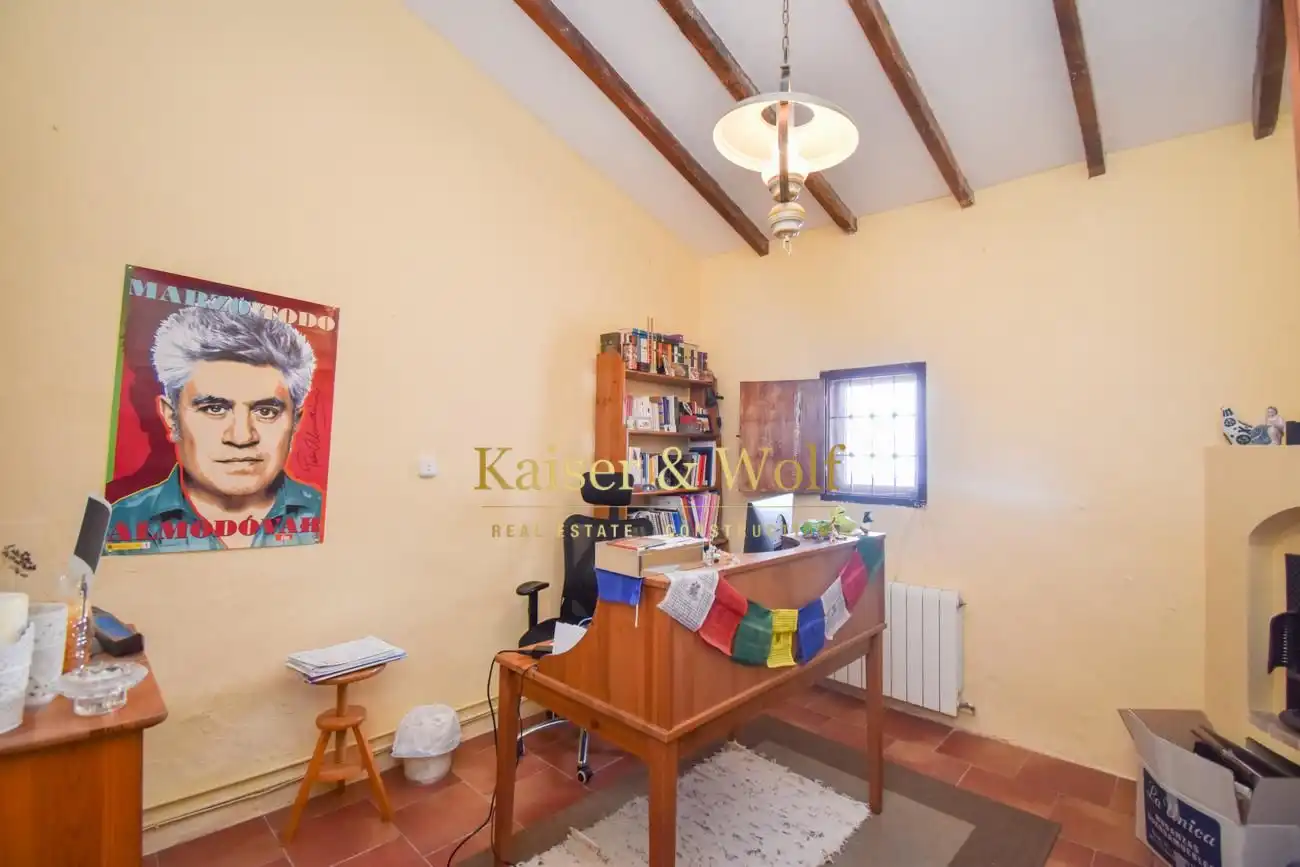 Country house zum Verkauf in Elche / Elx mit Klimaanlage, Privatgarten und Terrasse