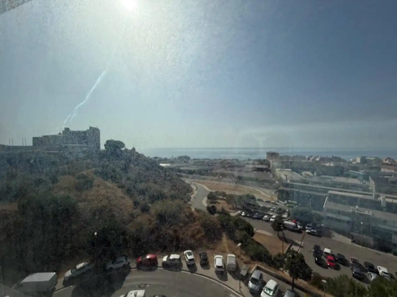 Außenansicht von Büro zur Miete in Badalona mit Klimaanlage, Heizung und Alarm