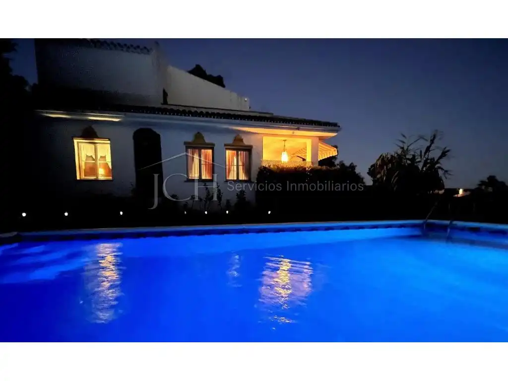 Casa amb piscina en venda a Mijas pueblo
