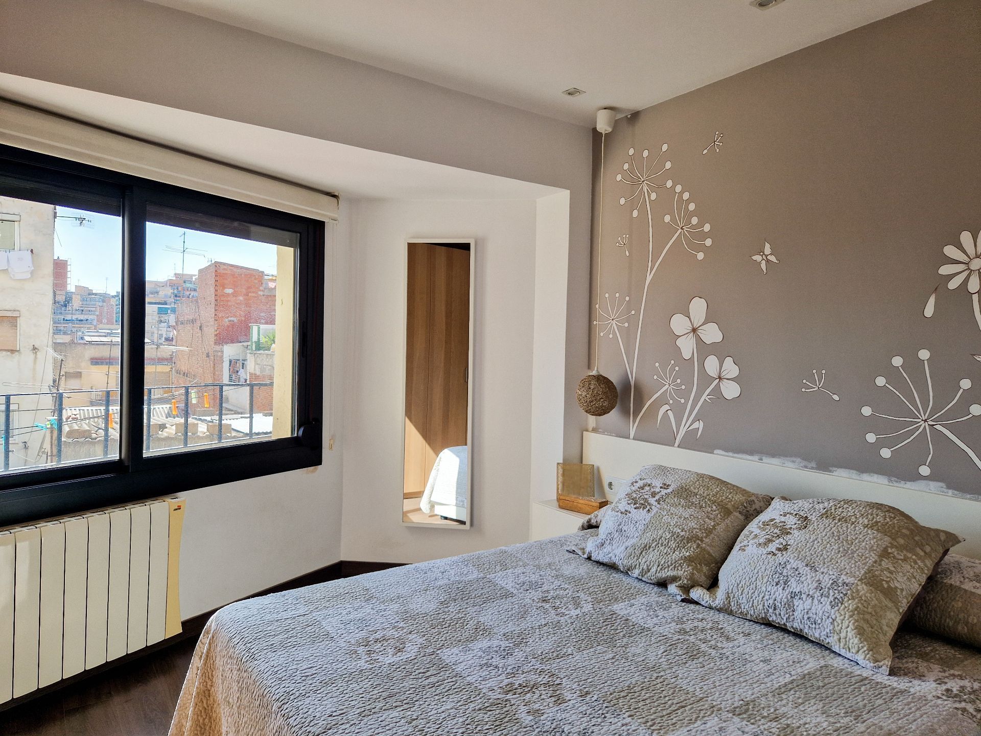 Flat for sale in Hipólito lázaro, La Salut