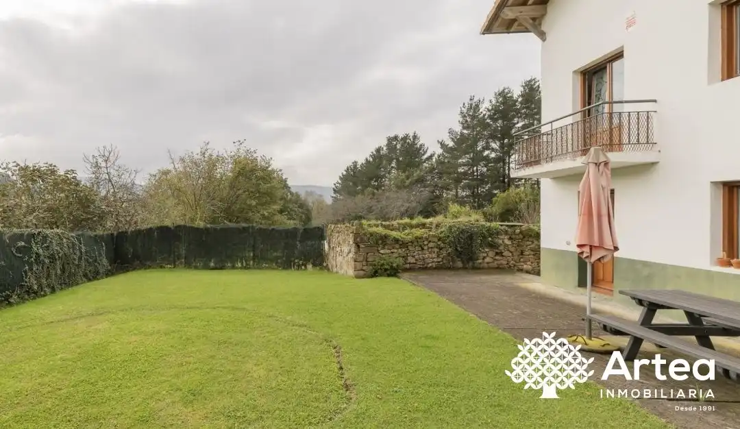 Garden of Detached homes for sale in Lezama  with Heating, Private garden and Terrace