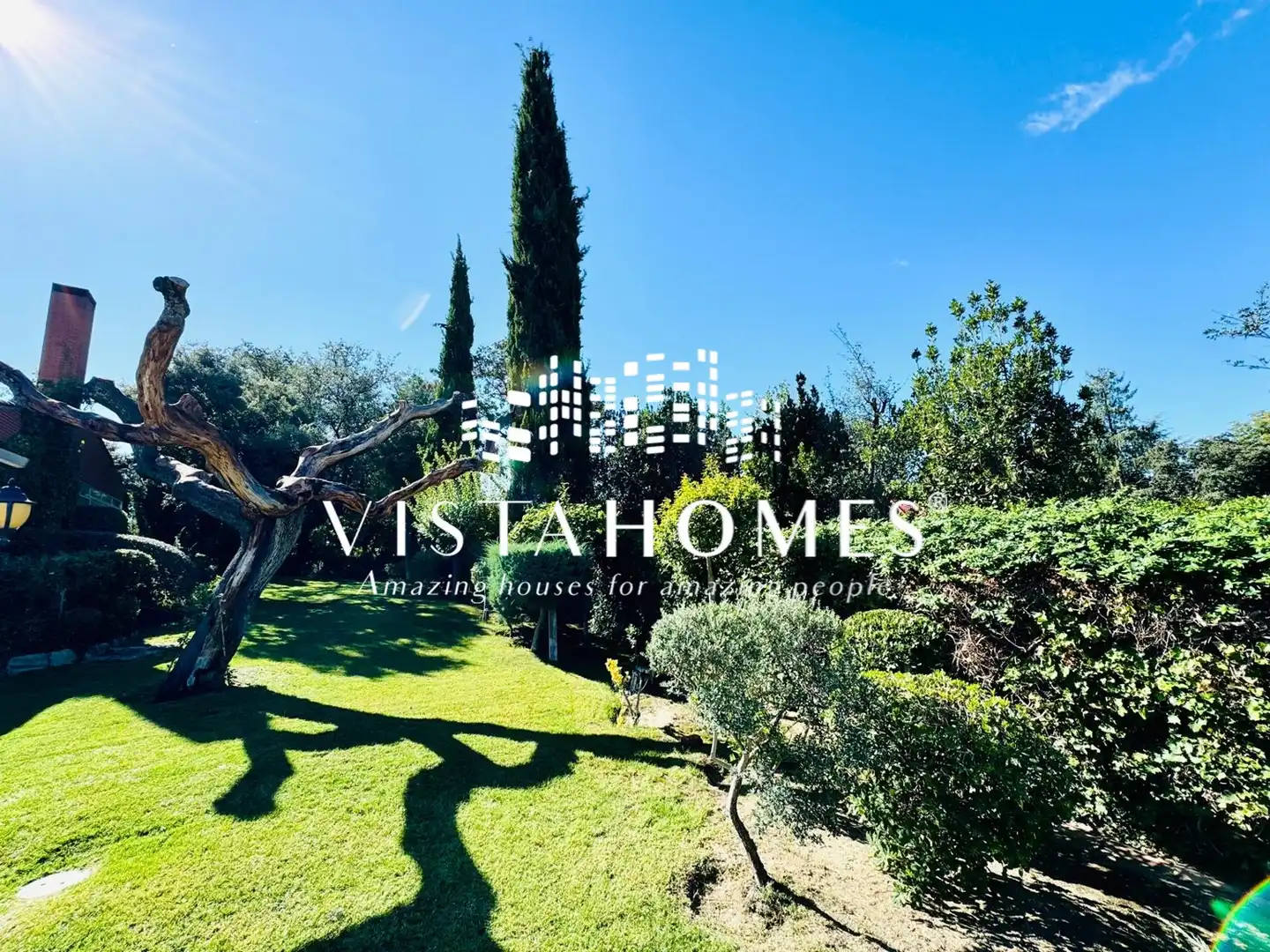 Vista exterior de Casa o xalet en venda en Ciudalcampo amb Aire condicionat, Calefacció i Jardí privat