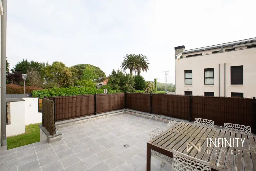 Terrassa de Dúplex en venda en Getxo  amb Calefacció, Jardí privat i Terrassa