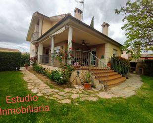 Exterior view of House or chalet for sale in Mendavia  with Heating, Private garden and Parquet flooring