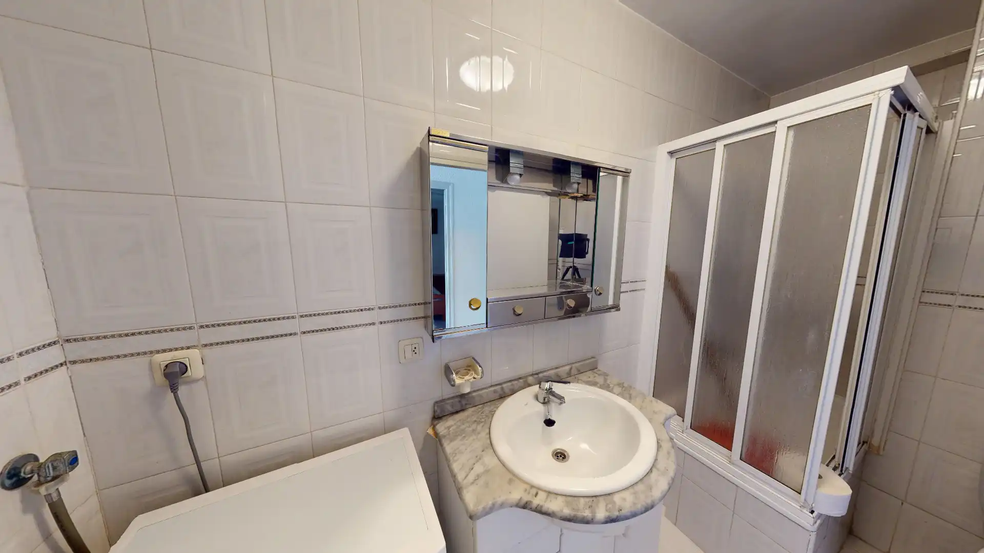 Bathroom of Flat for sale in Benidorm  with Furnished and Balcony