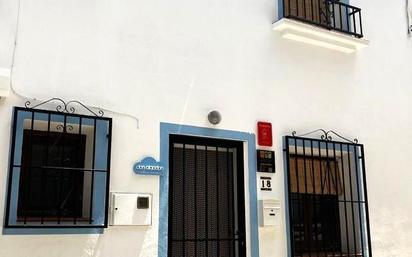 Vista exterior de Casa adosada en venda en Altea amb Aire condicionat, Calefacció i Terrassa
