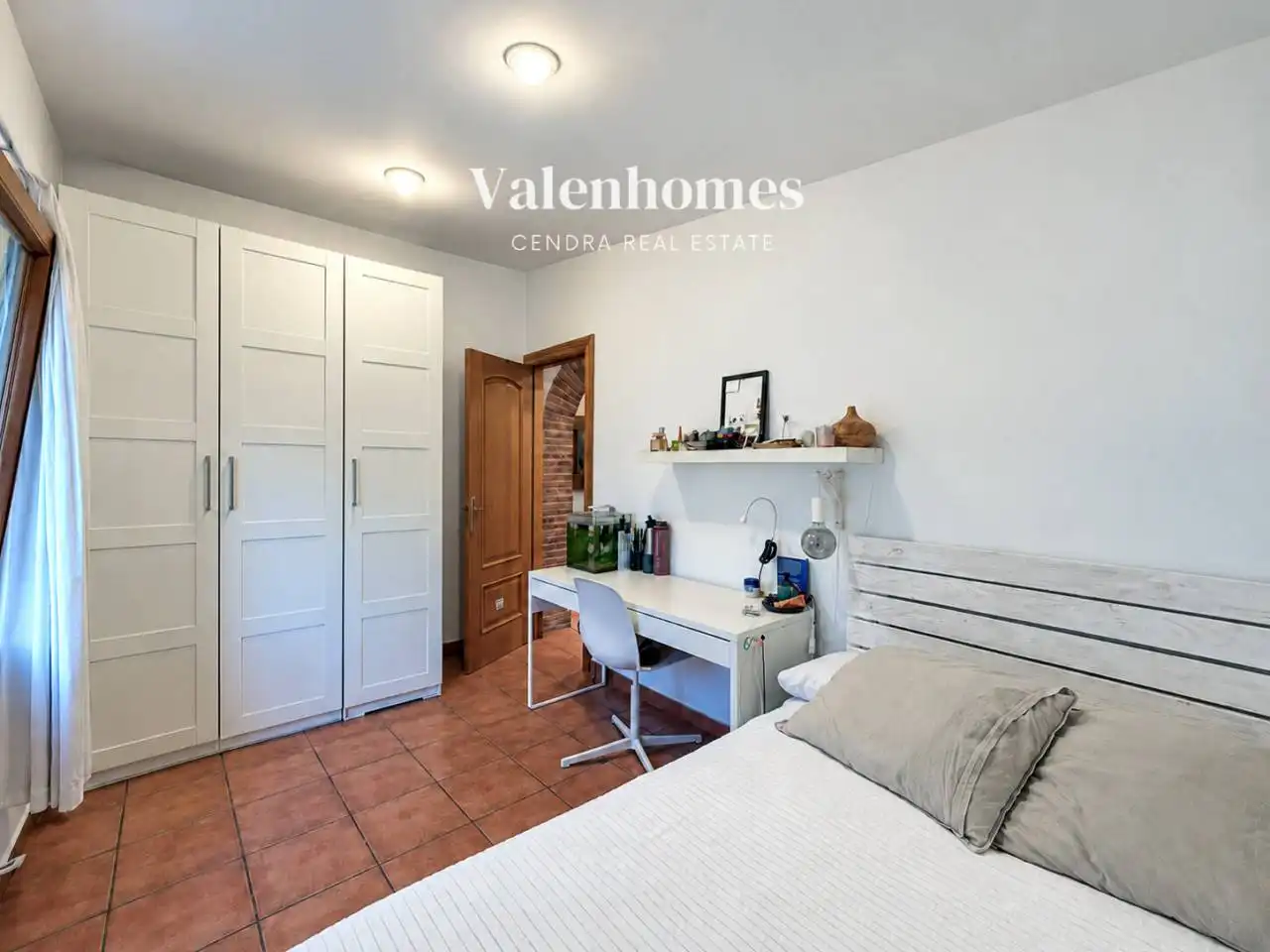 Habitación de Casa o chalet en venta en Molins de Rei, Barcelona