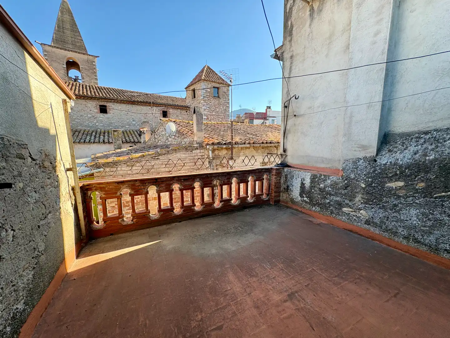 Terraced house with terrace for sale in Carrer de Figaric, imagen 2