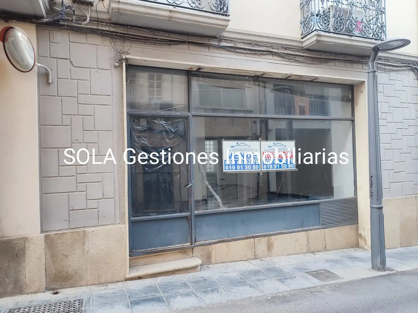 Vista exterior de Local de alquiler en Torreperogil