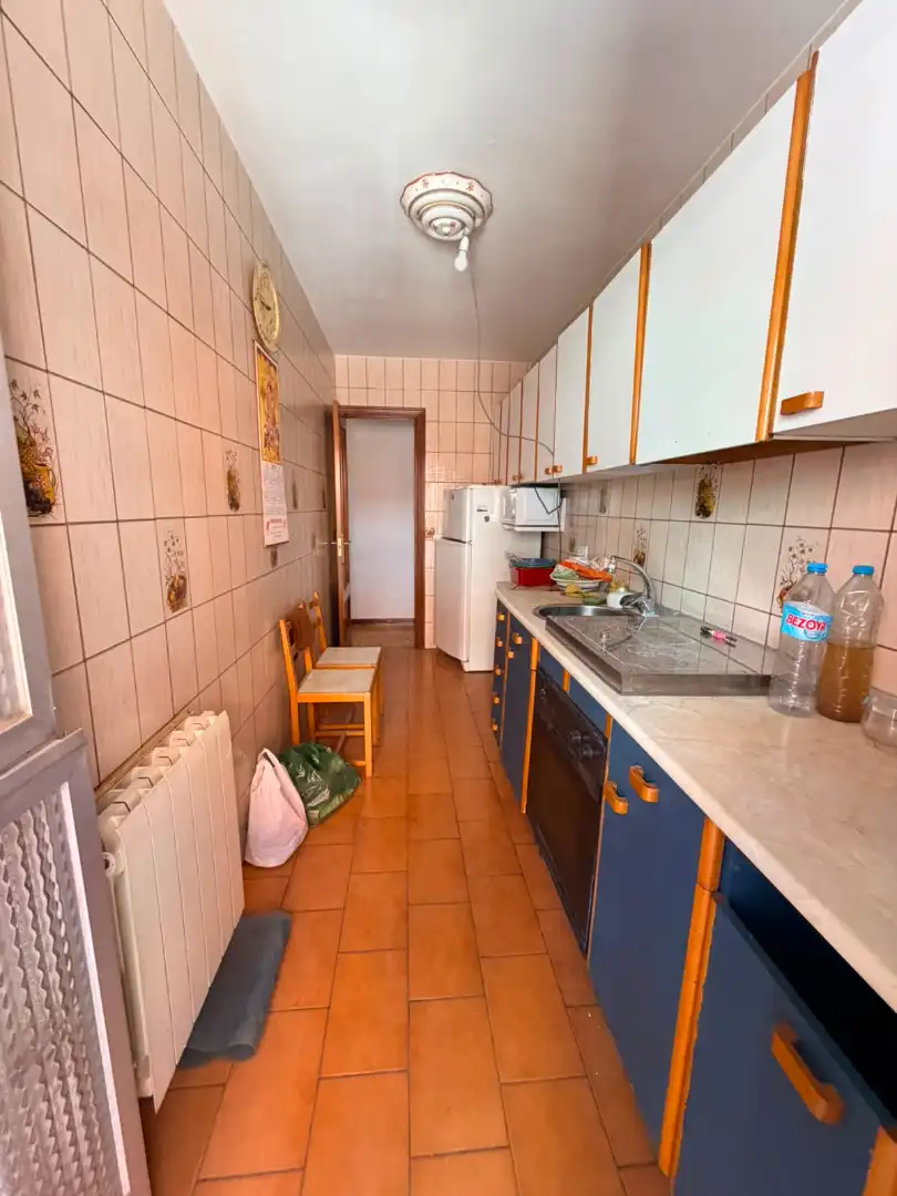 Cocina de Piso en venta en Madrid con Calefacción, Terraza y Balcón