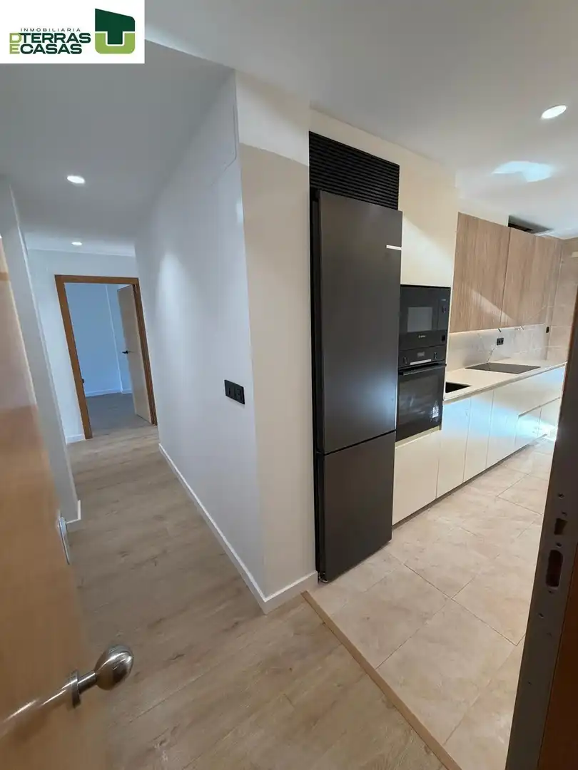 Küche von Wohnung zum Verkauf in A Illa de Arousa 