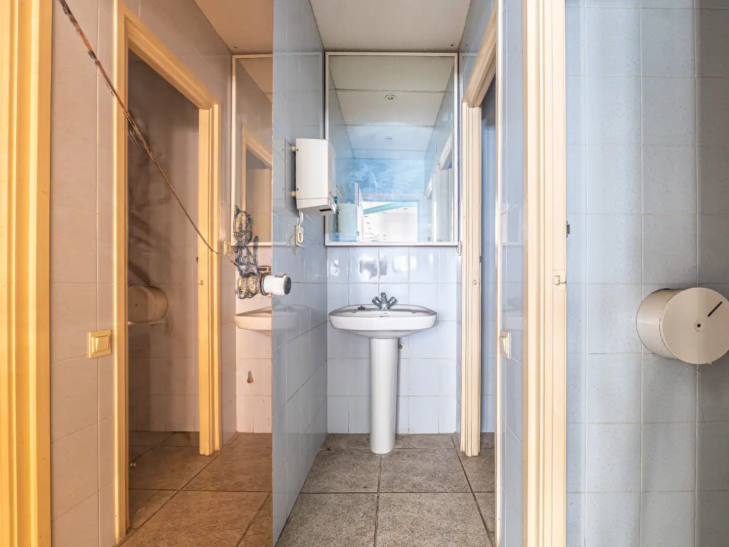 Baño de Local en venta en Torredembarra con Aire acondicionado, Calefacción y Terraza