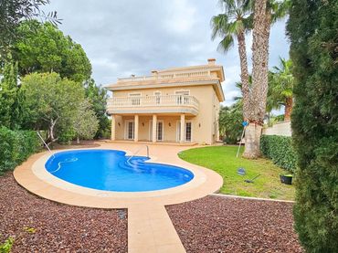Villa con balcone in vendita a Orihuela Costa