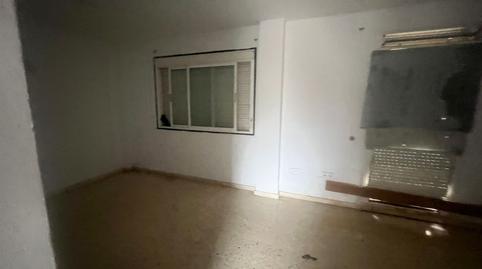 Foto 3 de Casa adosada en venta en C/ de Leopoldo de Alpandeire, Torre de la Reina, Guillena