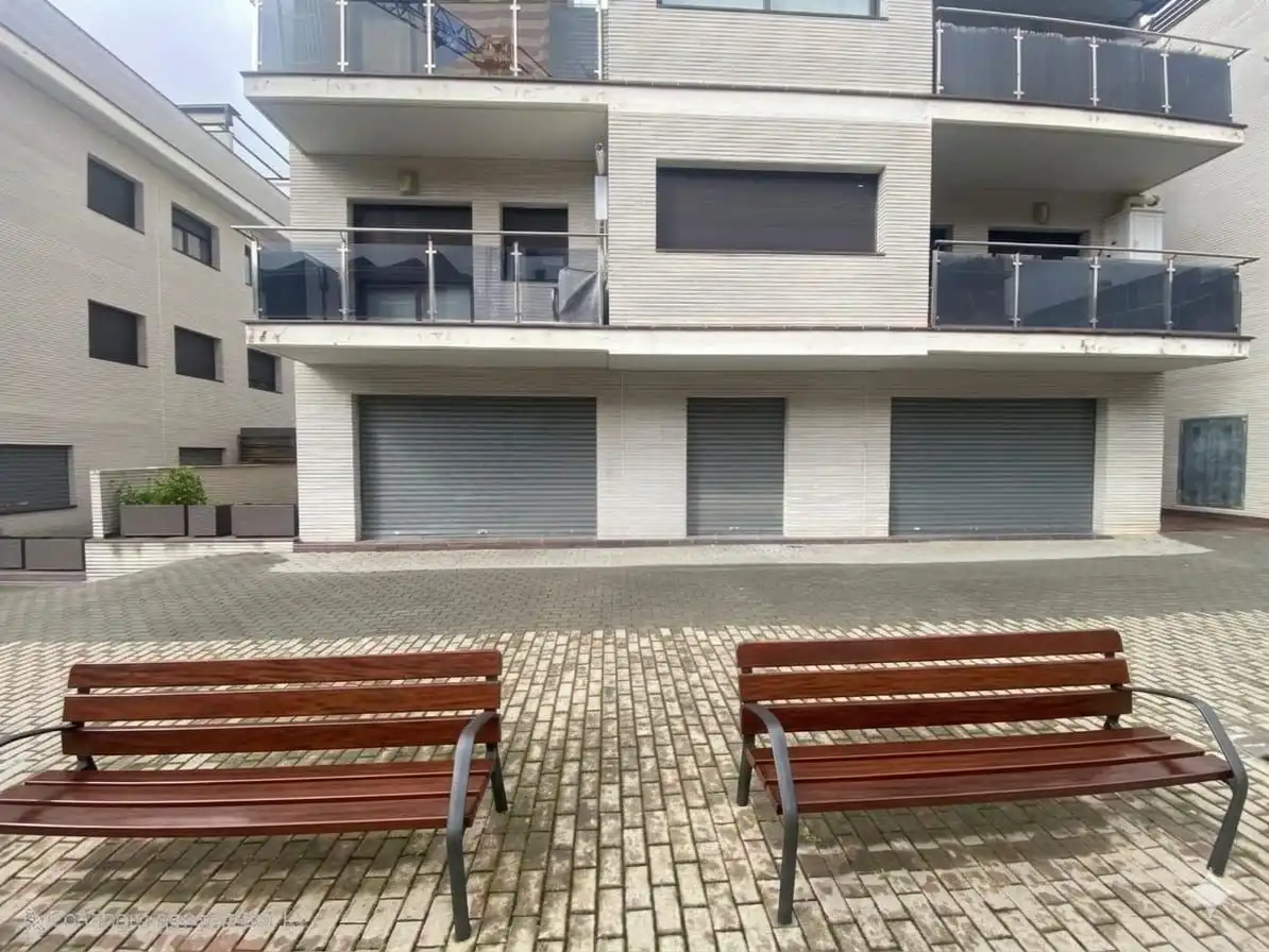 Local de alquiler en Dosrius con Terraza