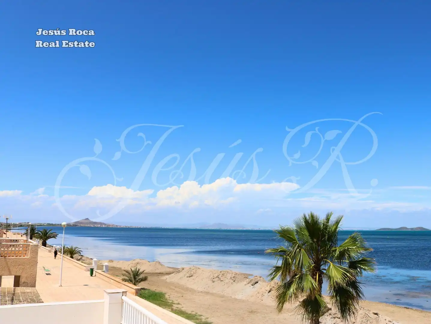 Außenansicht von Einfamilien-Reihenhaus zum Verkauf in Cartagena mit Klimaanlage, Heizung und Terrasse