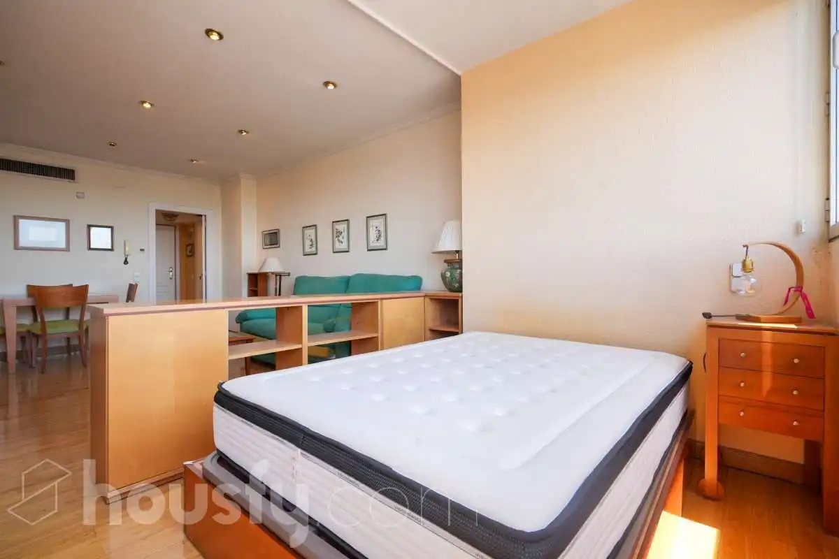 Schlafzimmer von Wohnung zum Verkauf in Madrid mit Klimaanlage, Heizung und Terrasse