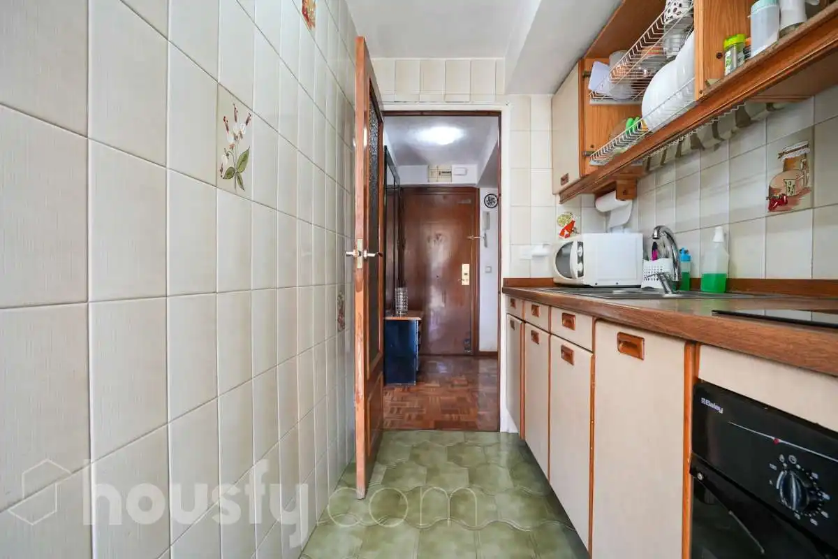 Cuina de Pis en venda en Madrid amb Calefacció, Parquet i Terrassa