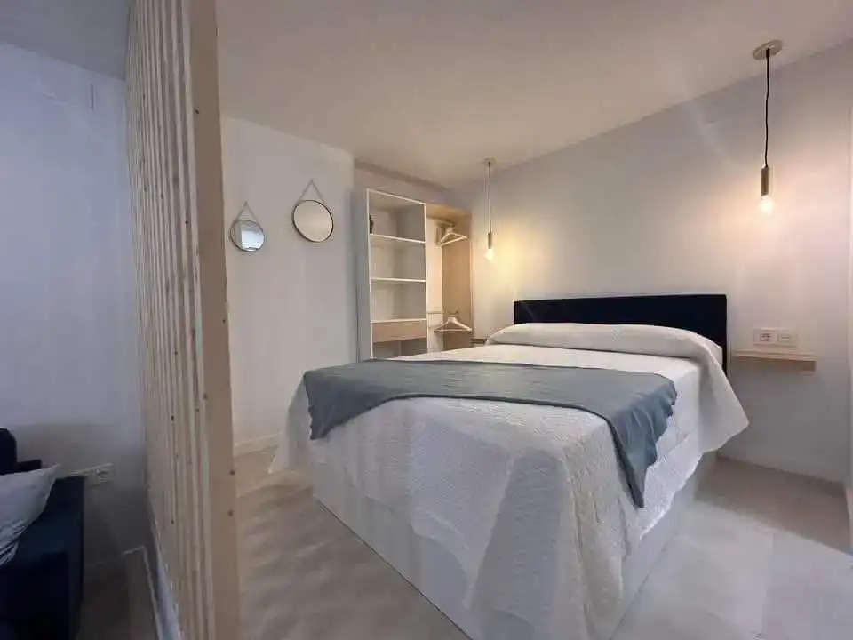 Dormitori de Loft en venda en Vélez-Málaga amb Aire condicionat, Jardí privat i Piscina