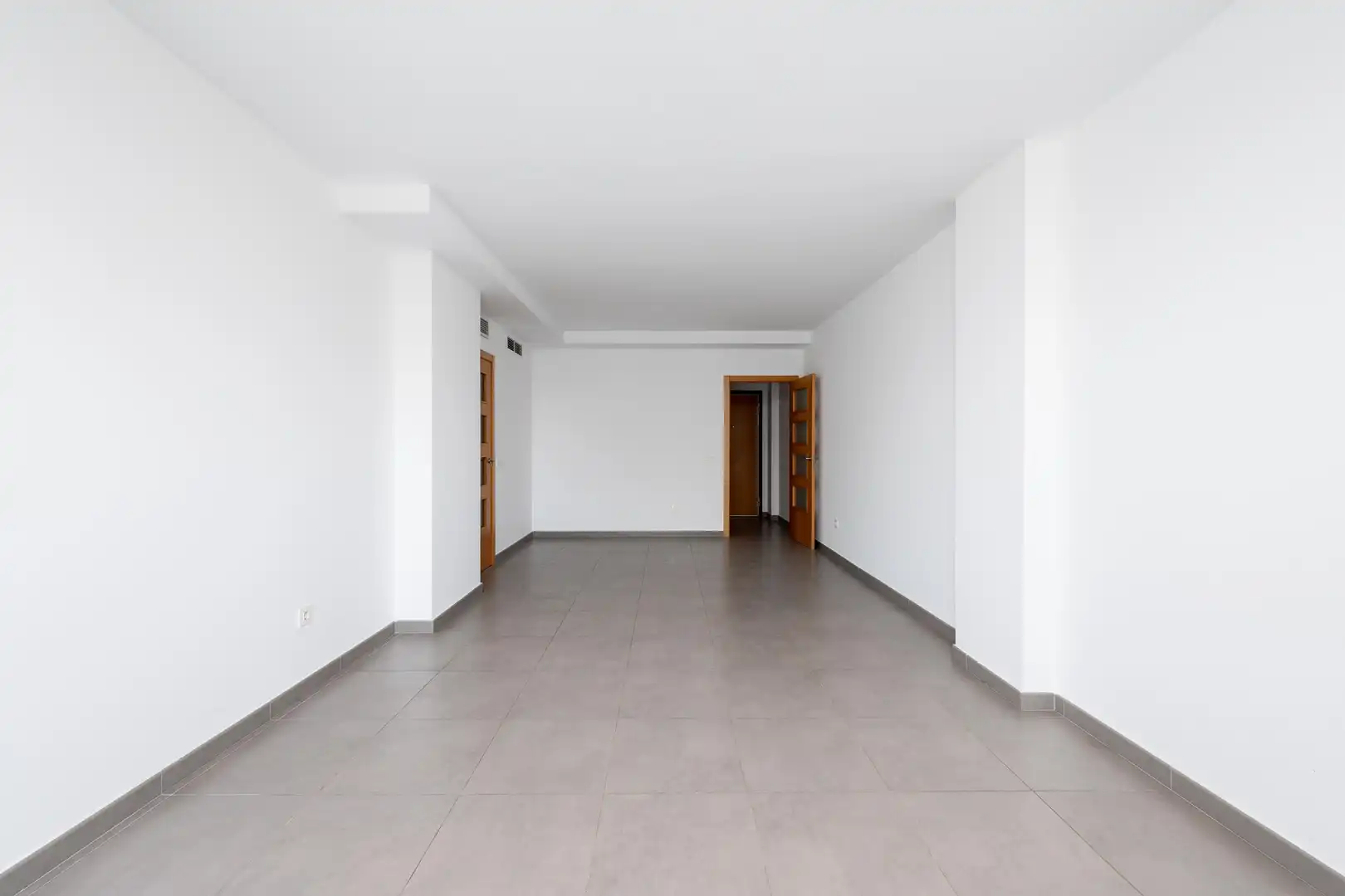 Piso con terraza en venta en María Fernanda D'Ocon 6, imagen 4