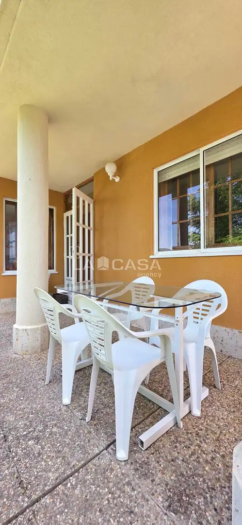 Terrassa de Casa o xalet en venda en Dueñas amb Calefacció