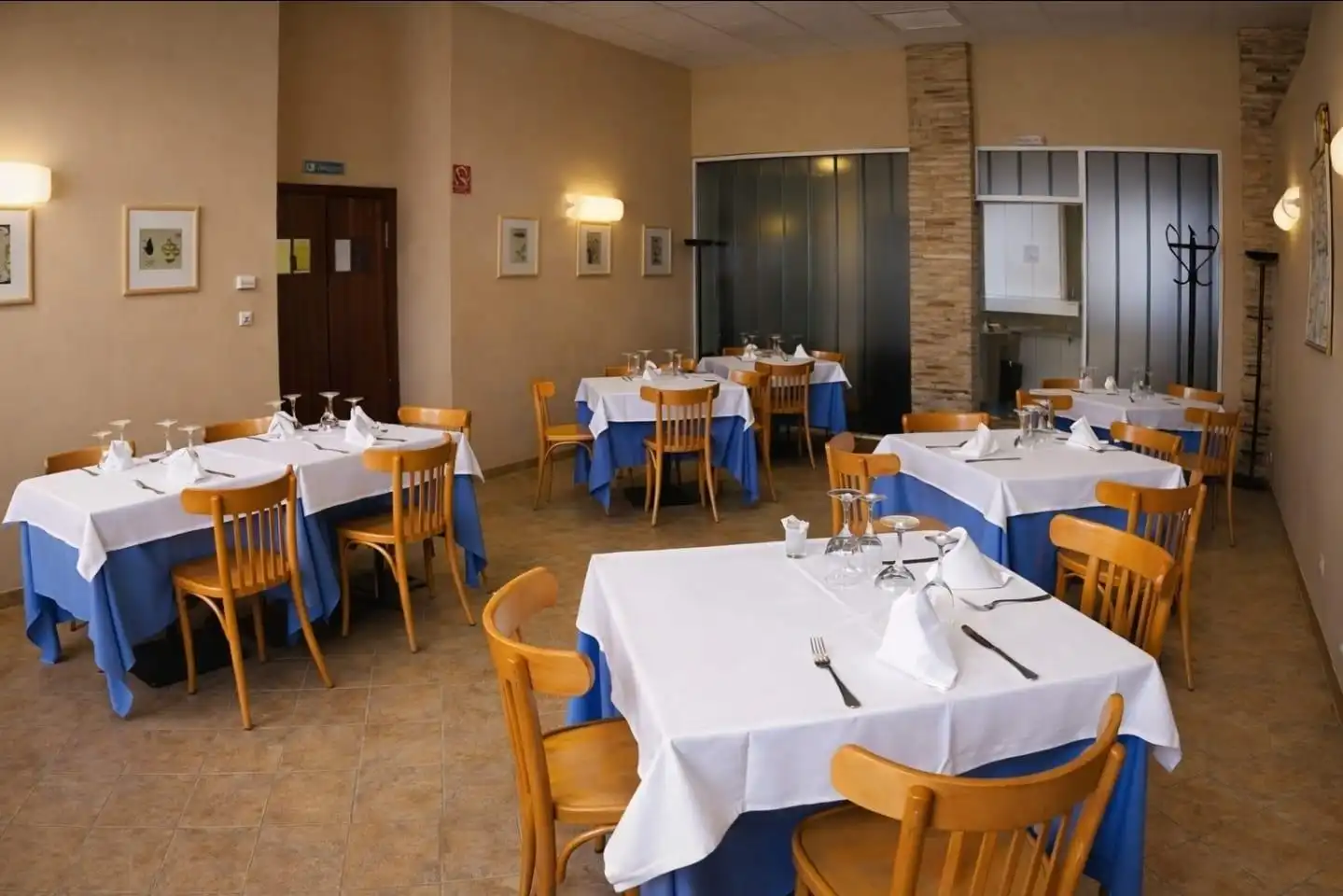 Buildings for sale in Ayerbe