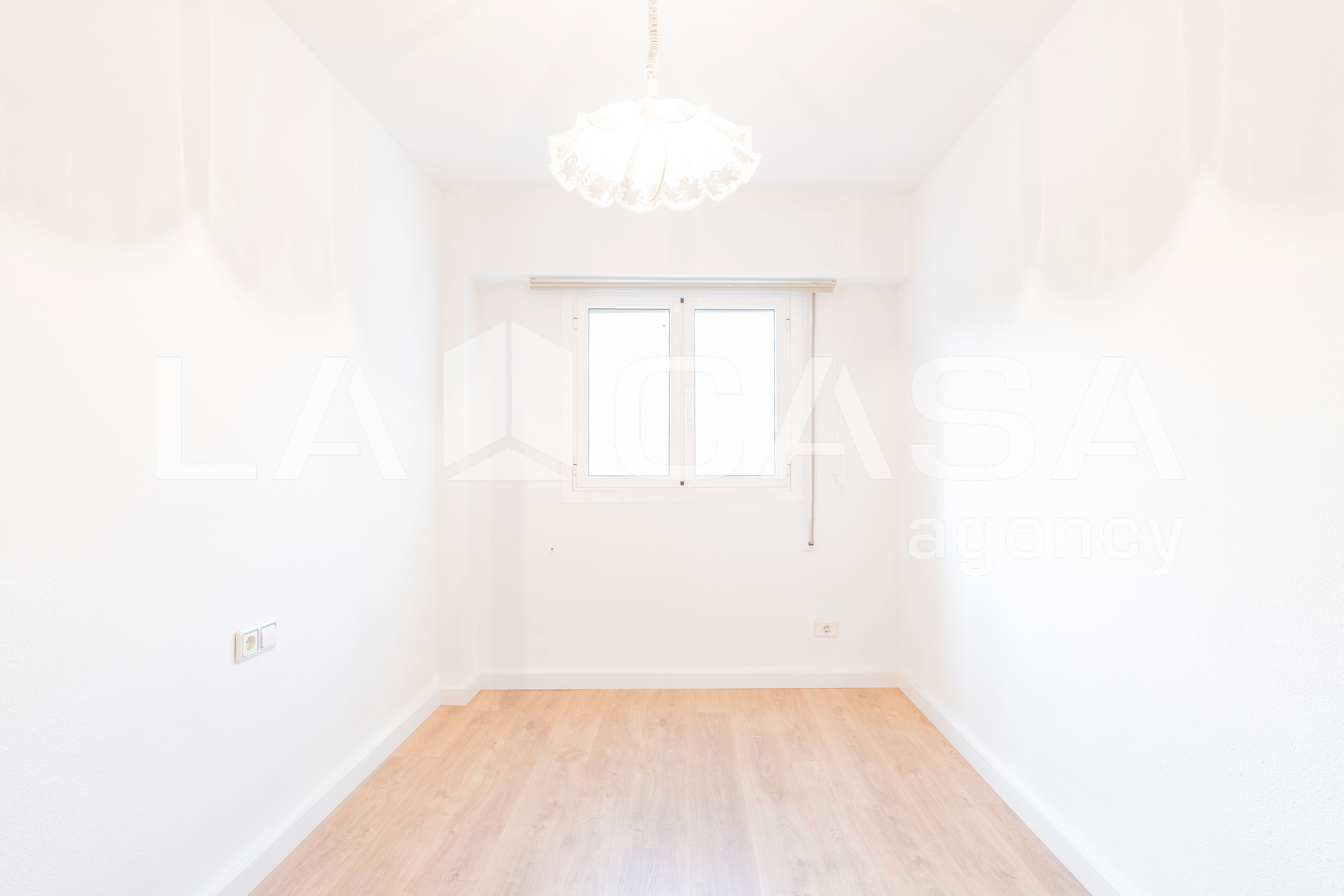 Dormitori de Pis en venda en  Valencia Capital amb Calefacció