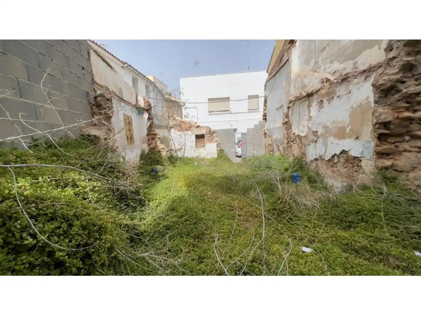 Residential land for sale in Silio Itálico
