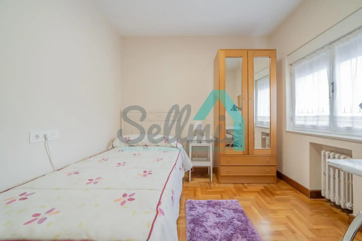 Bedroom of Flat for rent in Oviedo   with Heating, Parquet flooring and Terrace