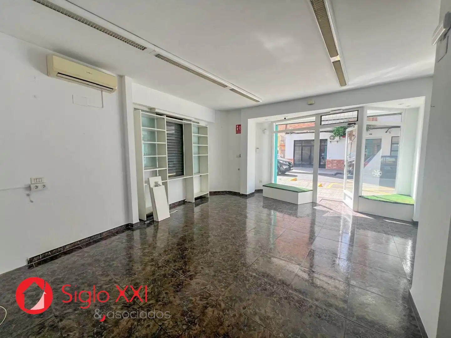 Local de alquiler en Vila-real con Aire acondicionado