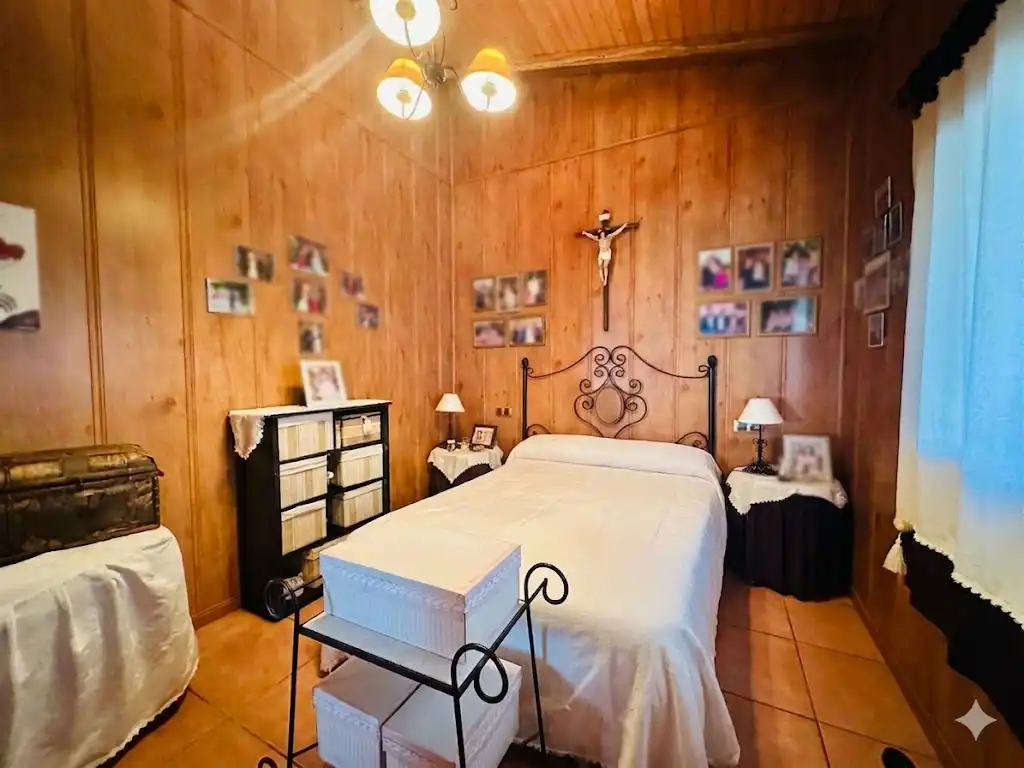 Bedroom of Houses for sale in Mérida  with Storage room, Swimming Pool and Community pool