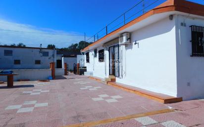 Exterior view of Single-family semi-detached for sale in Vilanova i la Geltrú  with Air Conditioner, Heating and Private garden