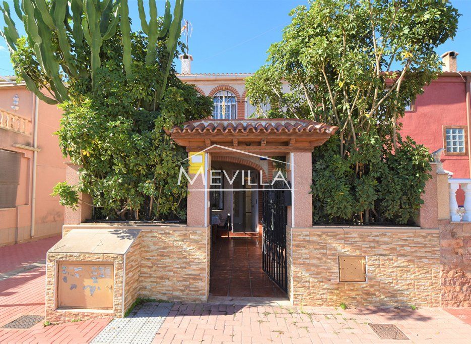 Exterior view of House or chalet for sale in Torrevieja  with Air Conditioner and Terrace
