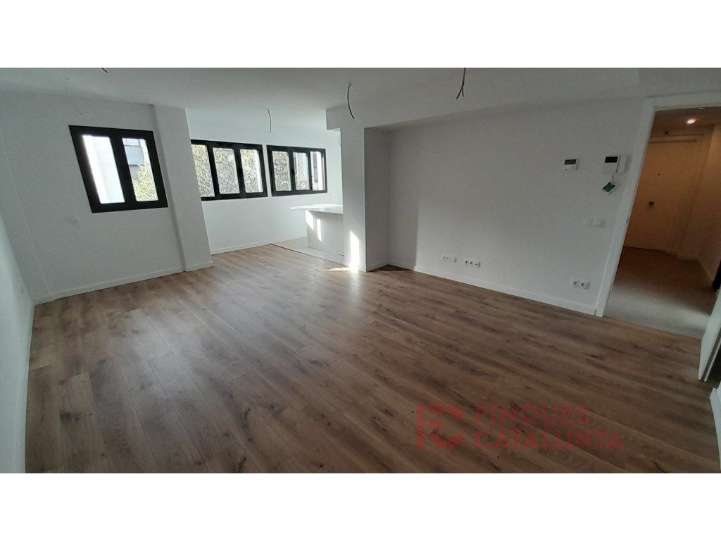 Living room of Flat for sale in Girona Capital  with Air Conditioner and Terrace